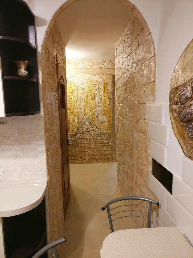 Very Nice Apartment In L'Viv Lviv Bagian luar foto