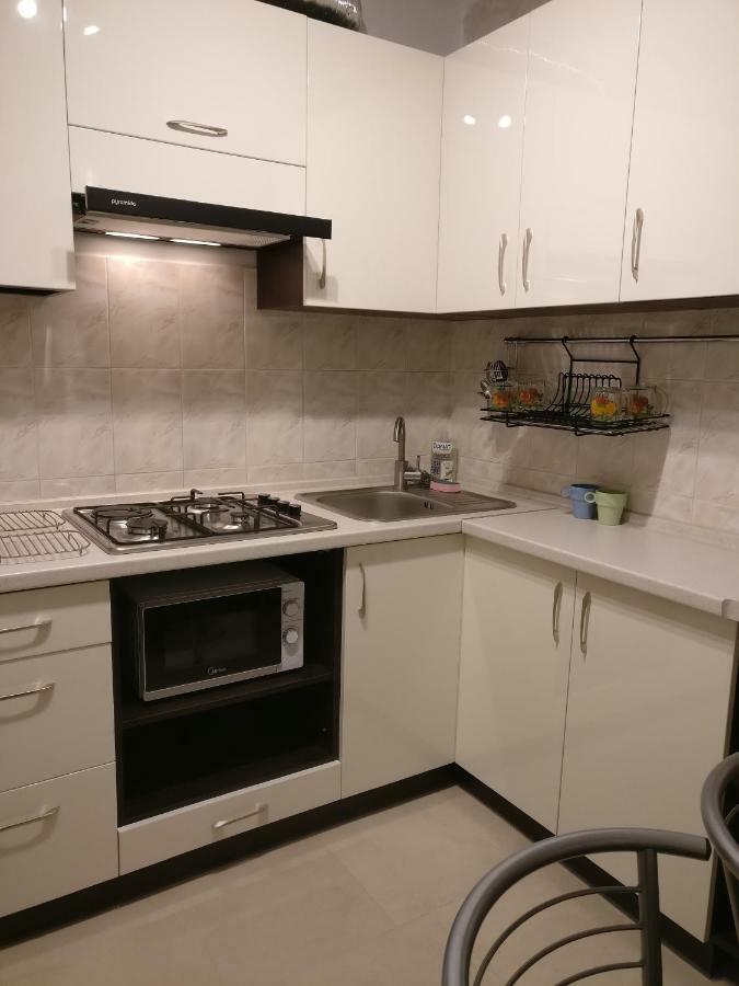 Very Nice Apartment In L'Viv Lviv Bagian luar foto